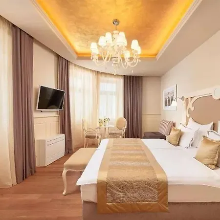 Piazza Heritage 4* Split