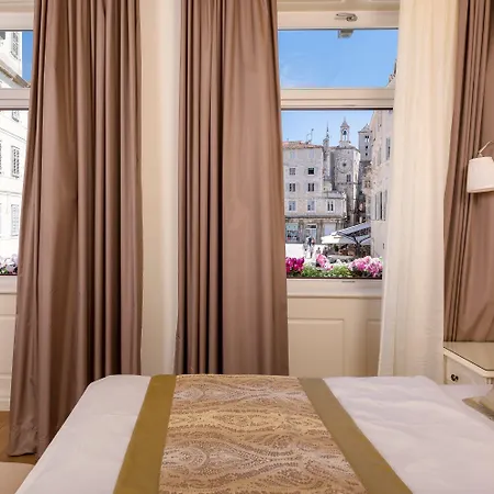 Отель Piazza Heritage Сплит