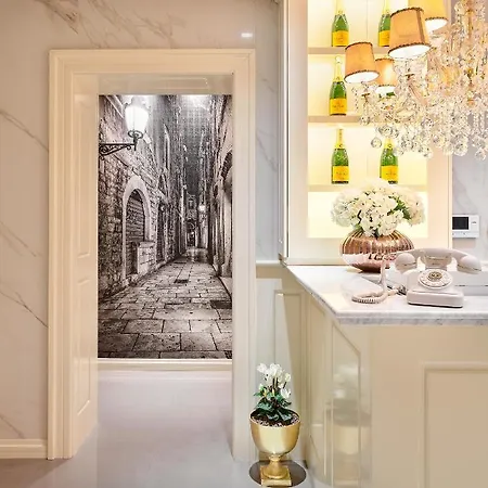 Отель Piazza Heritage 4*