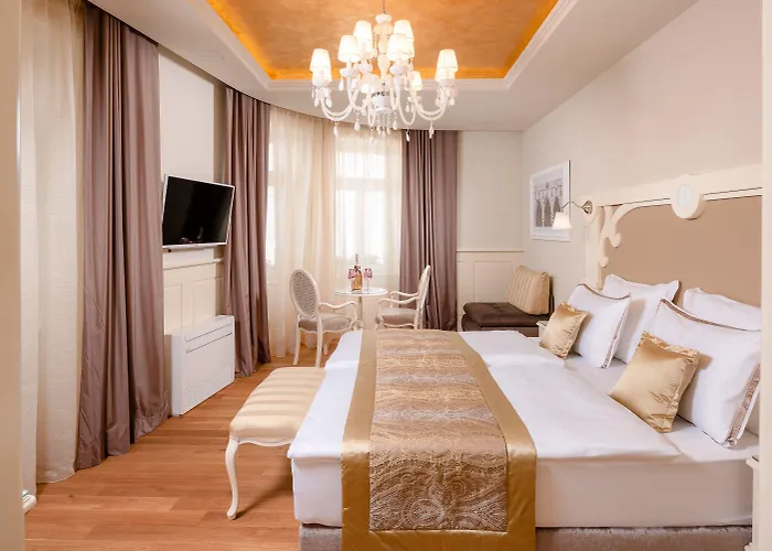 Piazza Heritage Hotel 4*
