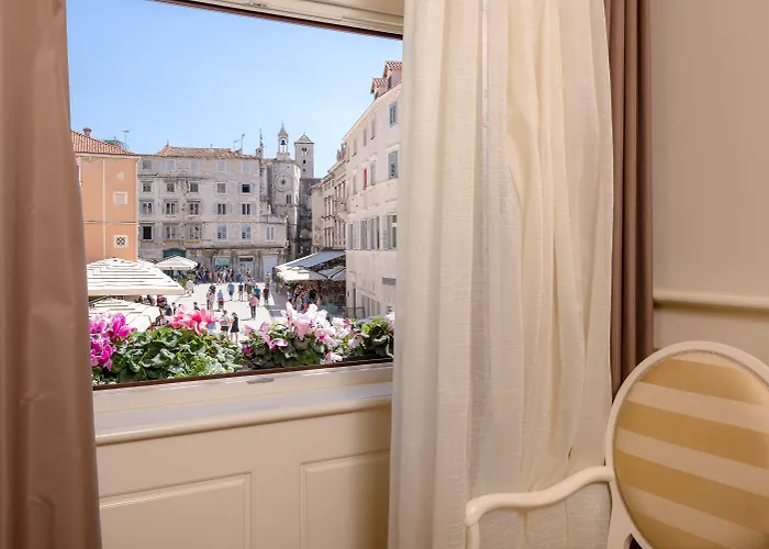 Piazza Heritage Hotel