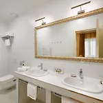 Piazza Heritage Hotel