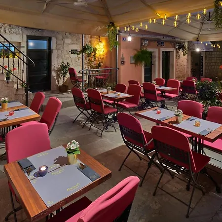 Piazza Heritage Hotel