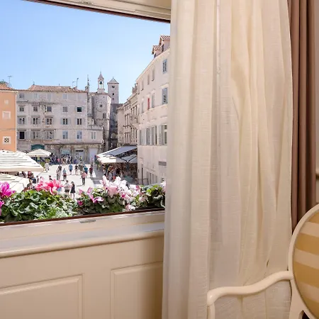 Piazza Heritage Otel