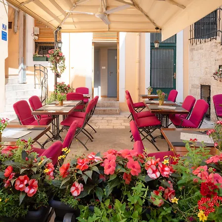 Piazza Heritage Otel Split