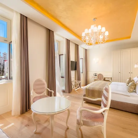 Otel Piazza Heritage 4*