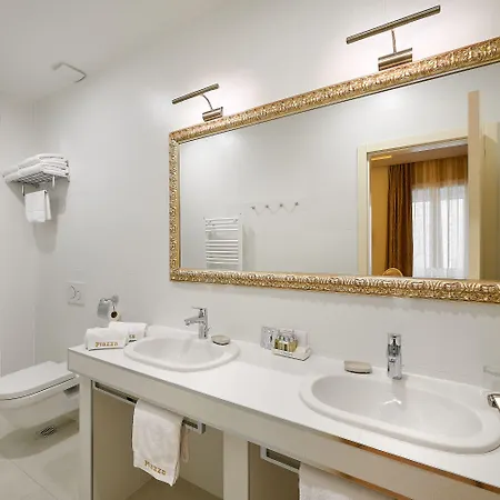 Piazza Heritage Otel