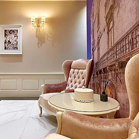 Piazza Heritage 4* Split