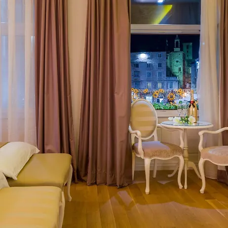 ピアッツァ ラグジュアリー ルームズ ホテル スプリト