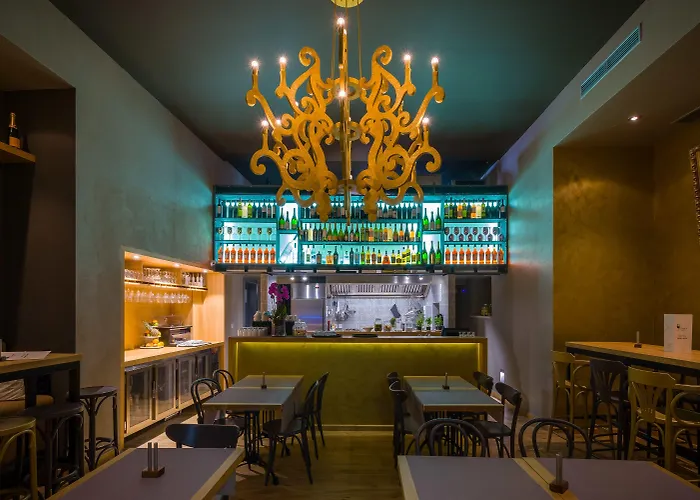 ピアッツァ ラグジュアリー ルームズ 4*