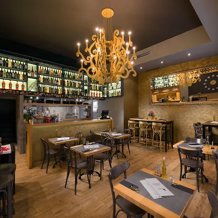 Piazza Heritage سبليت