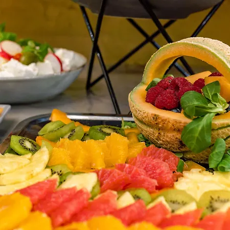 Piazza Heritage فندق 4*