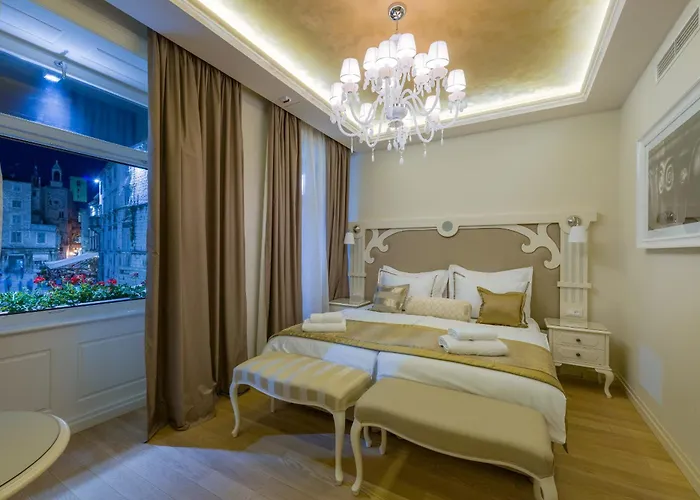 Hotel Piazza Heritage 4*