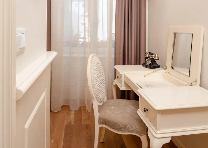 Piazza Heritage Hotel 4*